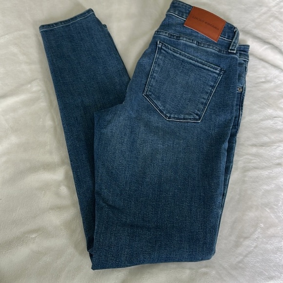 Lucky Brand Lizzie low rise Skinny Jeans - Picture 12 of 13